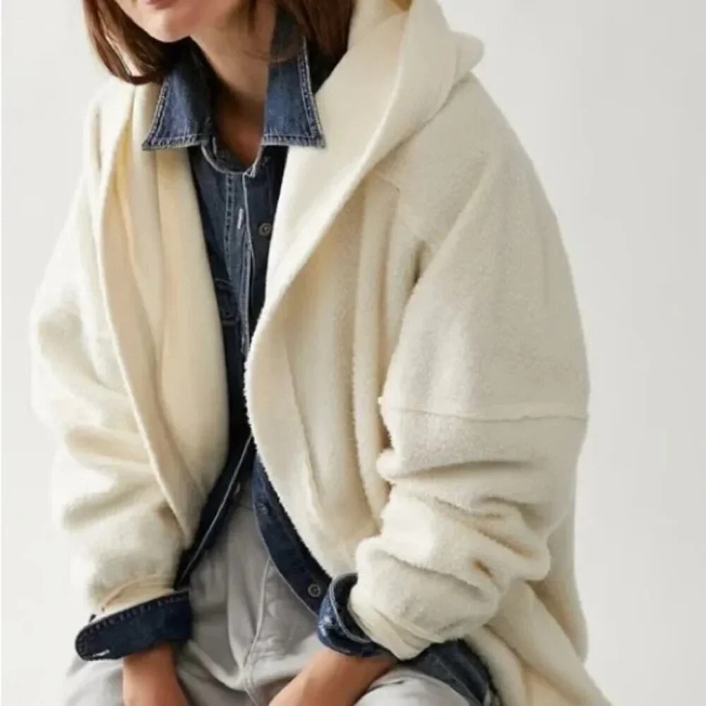 Free People Solid Ivory Nomad Hooded Relaxed Shacket Size Medium - Picture 2 of 7